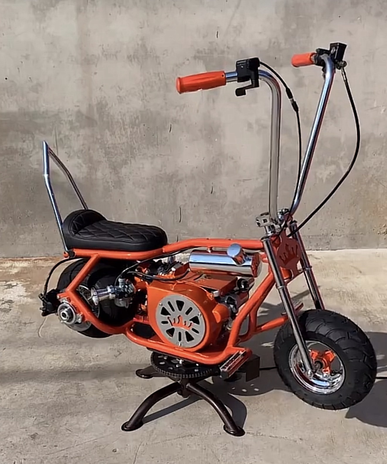 Crown Blaze 212 Mini Bike – High Performance Custom Street Build (50–65+ MPH) - Image 2