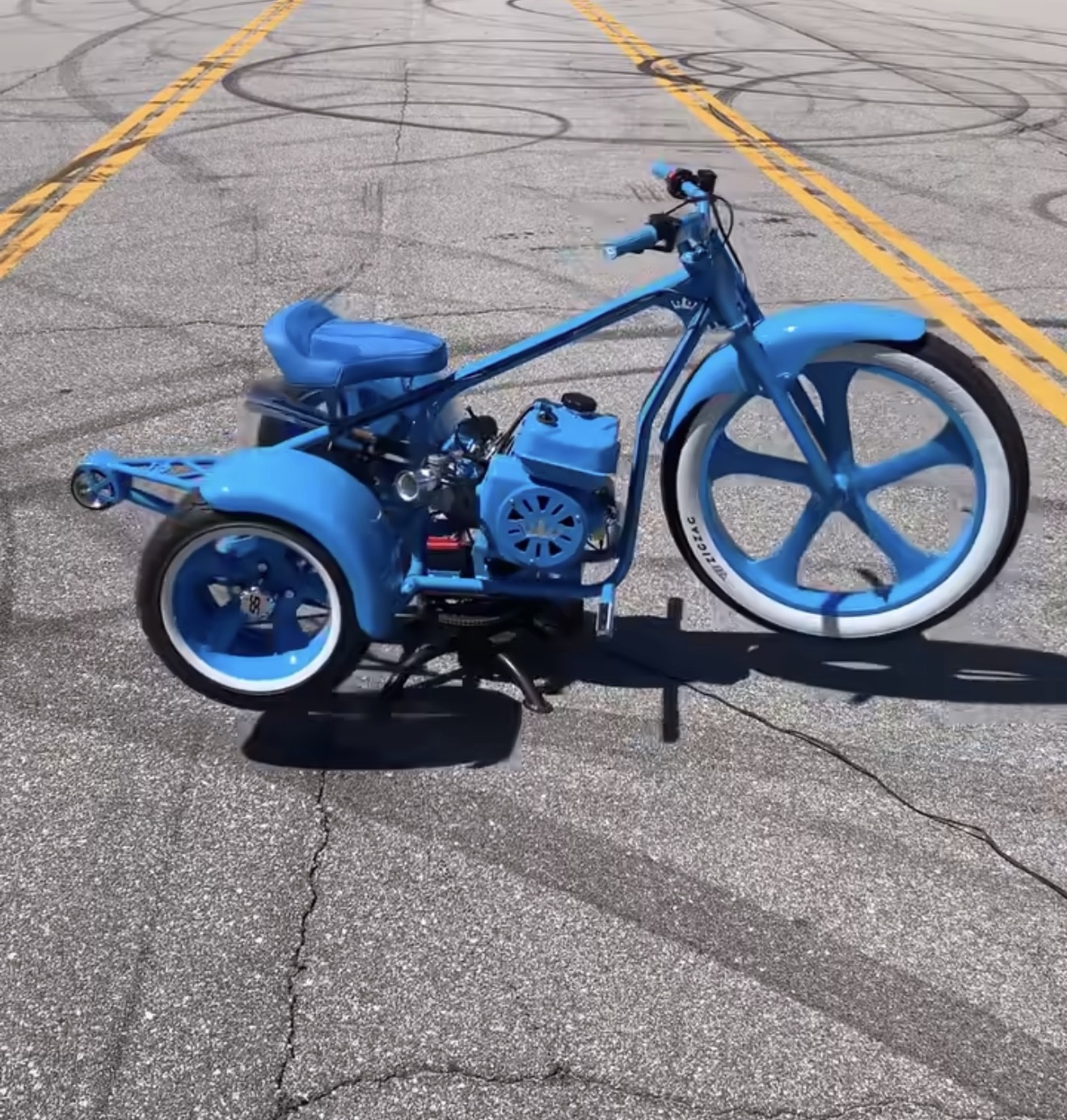 π Miniviclas Trike β Custom Widebody Street Machine - Image 9