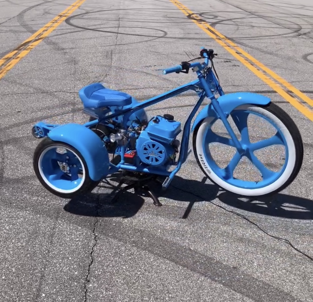 π Miniviclas Trike β Custom Widebody Street Machine - Image 5