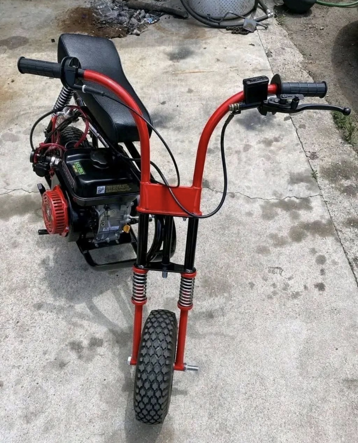 MBK Custom Mini Bike – Red & Black Edition - Image 4
